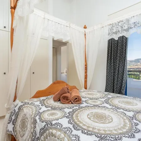 Villa Charoulla Polis 5 *