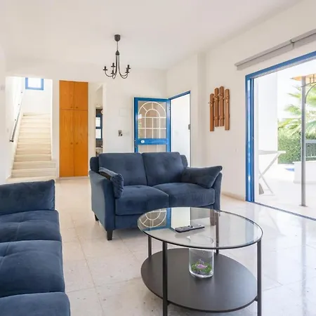Villa Charoulla Polis 5 *