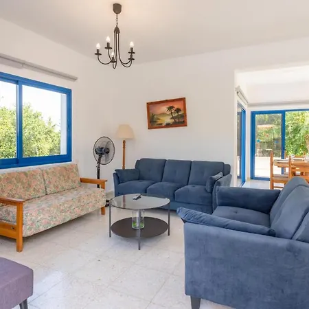 Villa Charoulla Polis 5 *